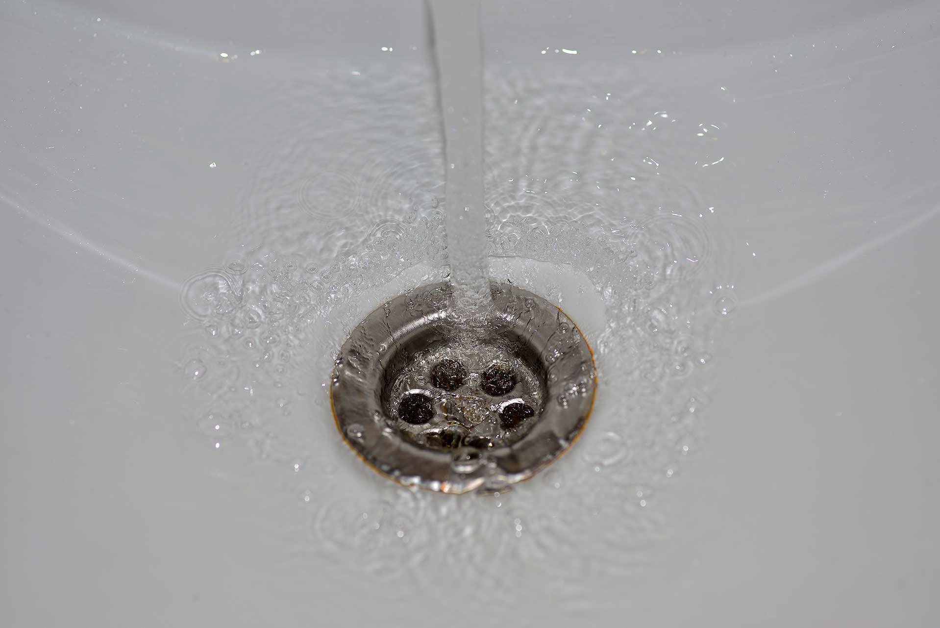A2B Drains provides services to unblock blocked sinks and drains for properties in Brighton.